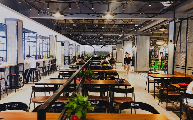 企業(yè)飯?zhí)檬巢牟少徠脚_